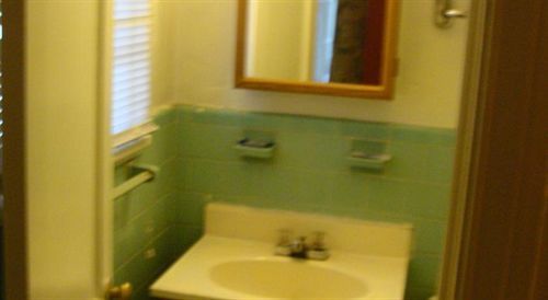 Oyo Palm Leaf Motel Ashland Ngoại thất bức ảnh